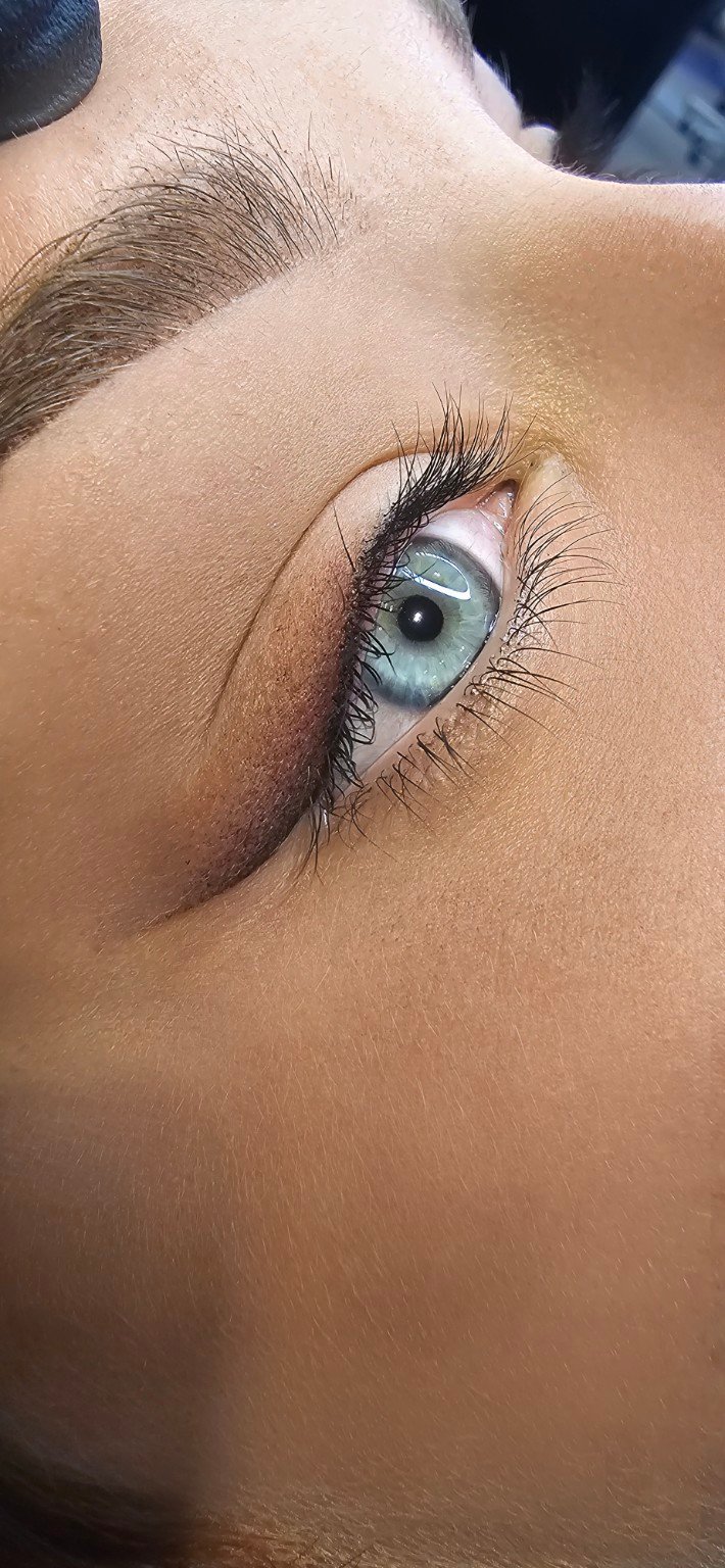 Senčeni eyeliner — rad Marije Matić